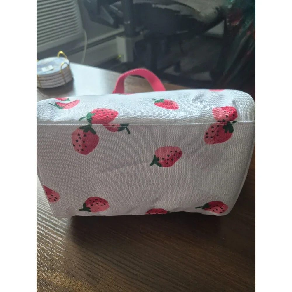 Kate Spade New York Strawberry Print Insulated Lunch Bag Tote Cooler Zip Storage